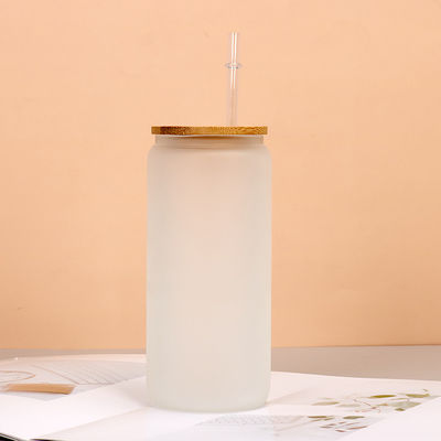 comprare Resistenza alla caduta Bottiglia d'acqua in vetro trasparente Borosilicato per uso domestico Barattolo da caffè in vetro con paglia Grande capacità 8 * 15cm Personalizzato accettabile online manufacture