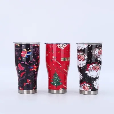 comprare Semplice moderno tappo impermeabile a doppia parete isolante in acciaio inossidabile Natale Tumbler 900ml tazza da caffè con maniglia per sport all'aperto Design curvo unico fabbricazione online