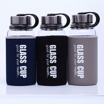 comprare 850 ml/1000 ml Bottiglie di vetro sportive di grande taglia resistenti ad alto borosilicato Bottiglia d'acqua di vetro incrollabile da 1 litro con manica in nylon contro perdite e fuoriuscite online manufacture